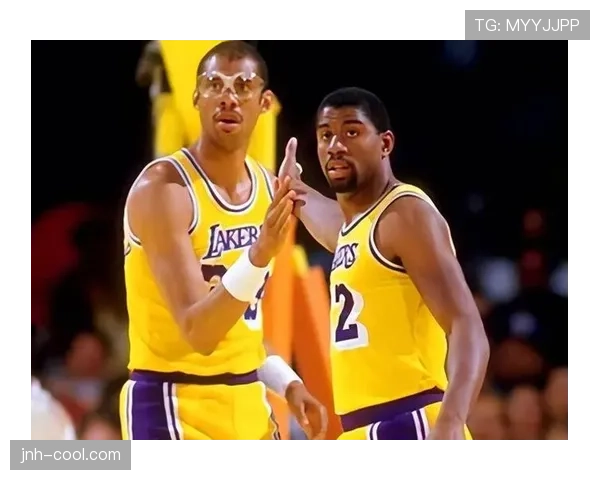 拉塞尔篮下防守主导赢球对比贾巴尔护筐效率提升明显