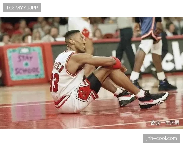 皮蓬无球跑动制造错位，提升公牛防守反击效率